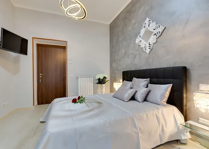 Apartament New In! Sophie At Colosseum